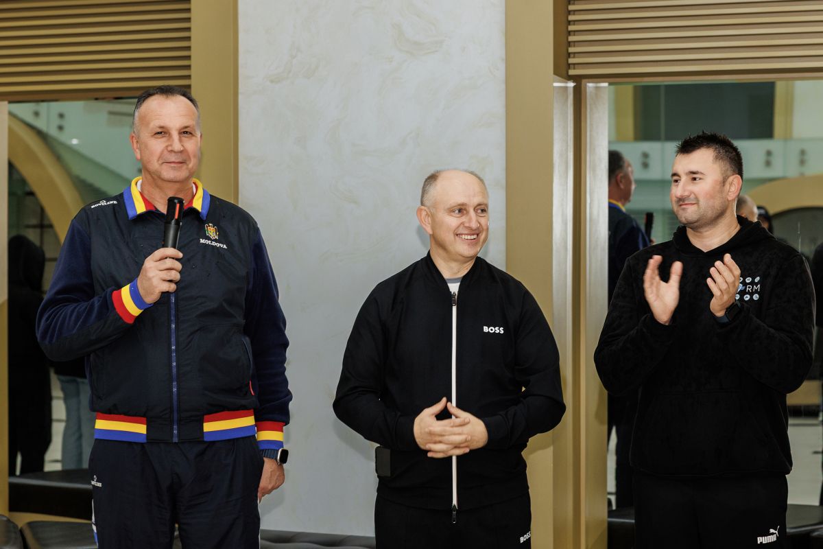 Maratonul USMF „80 de ani – 80 km”